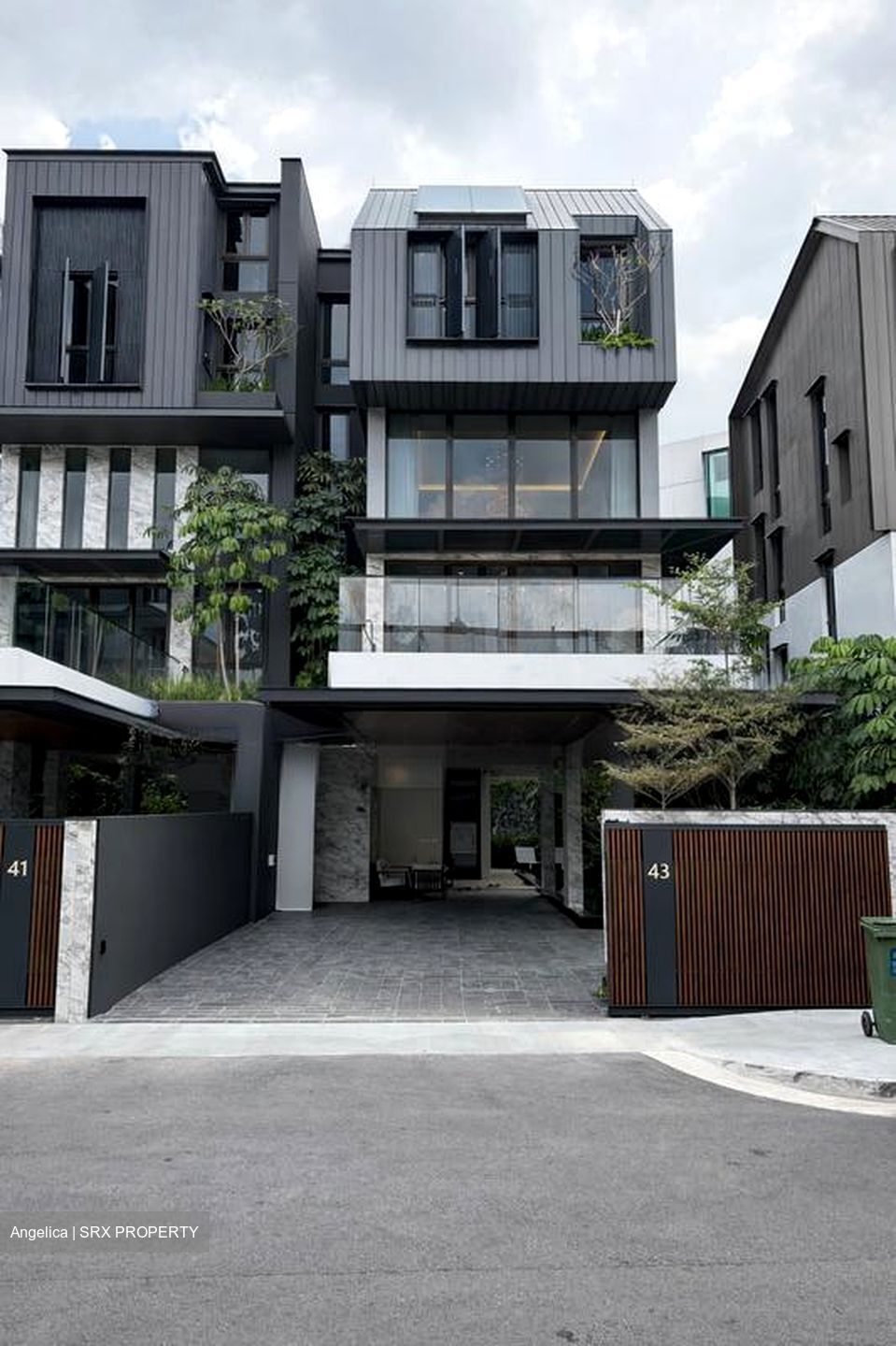 Stevens Road (D10), Semi-Detached #538402301